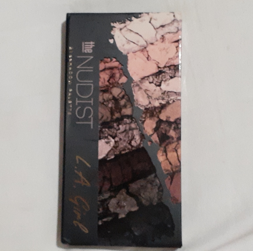 Makeup pallets - Picture 7 of 8